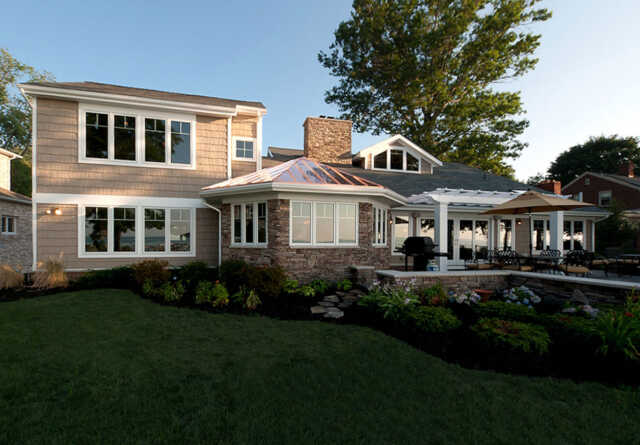 Lake Residence