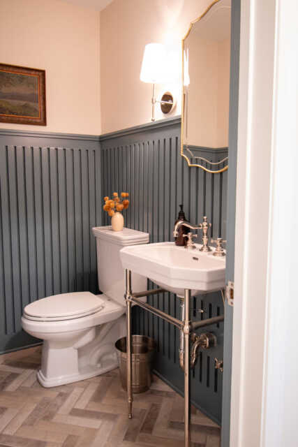 Brady3-Bathroom-F254