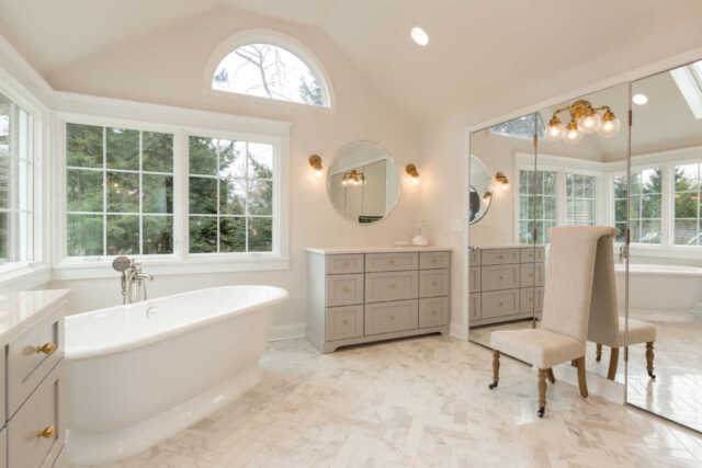 Brady3-Bathroom18-1080x720