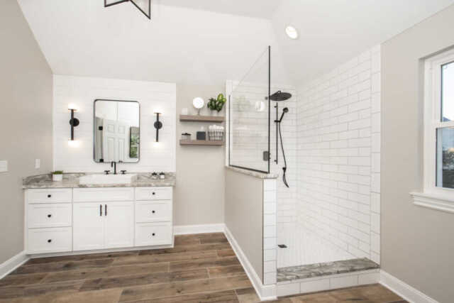 Brady3-Bathroom3-1080x720