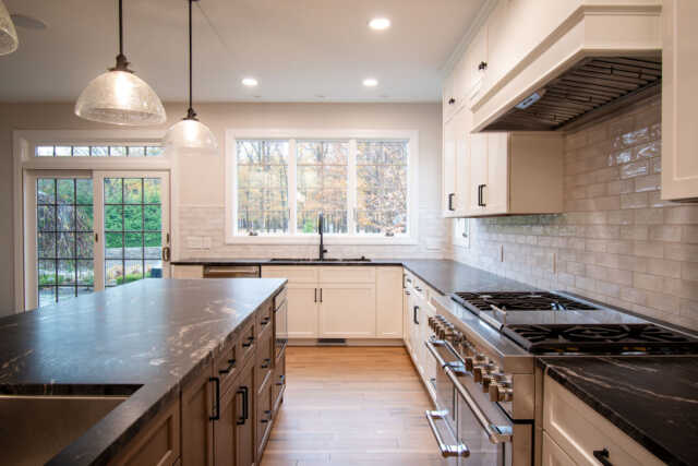 Brady3-Kitchens-F251